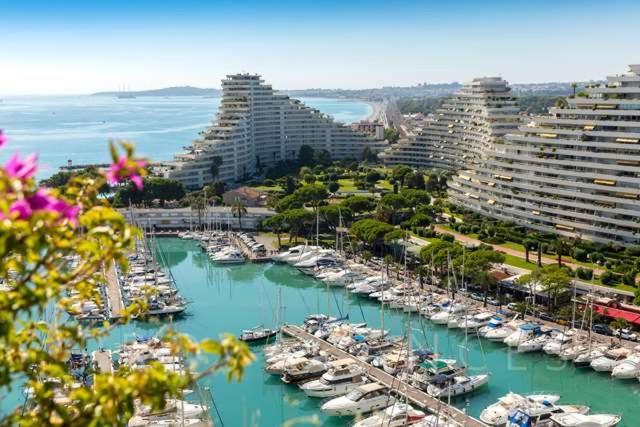 Charmant Appartement Au Coeur De Villeneuve Loubet Εξωτερικό φωτογραφία